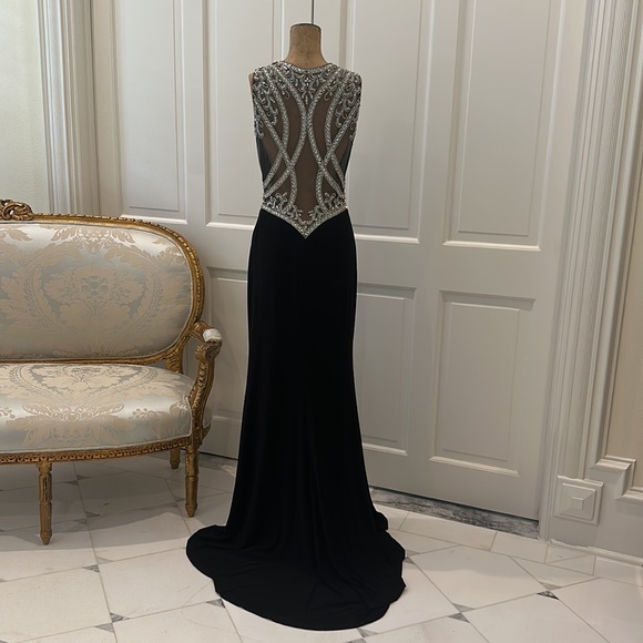 Jazz couture size 8 black and sequin long gown. - Picture 3 of 13